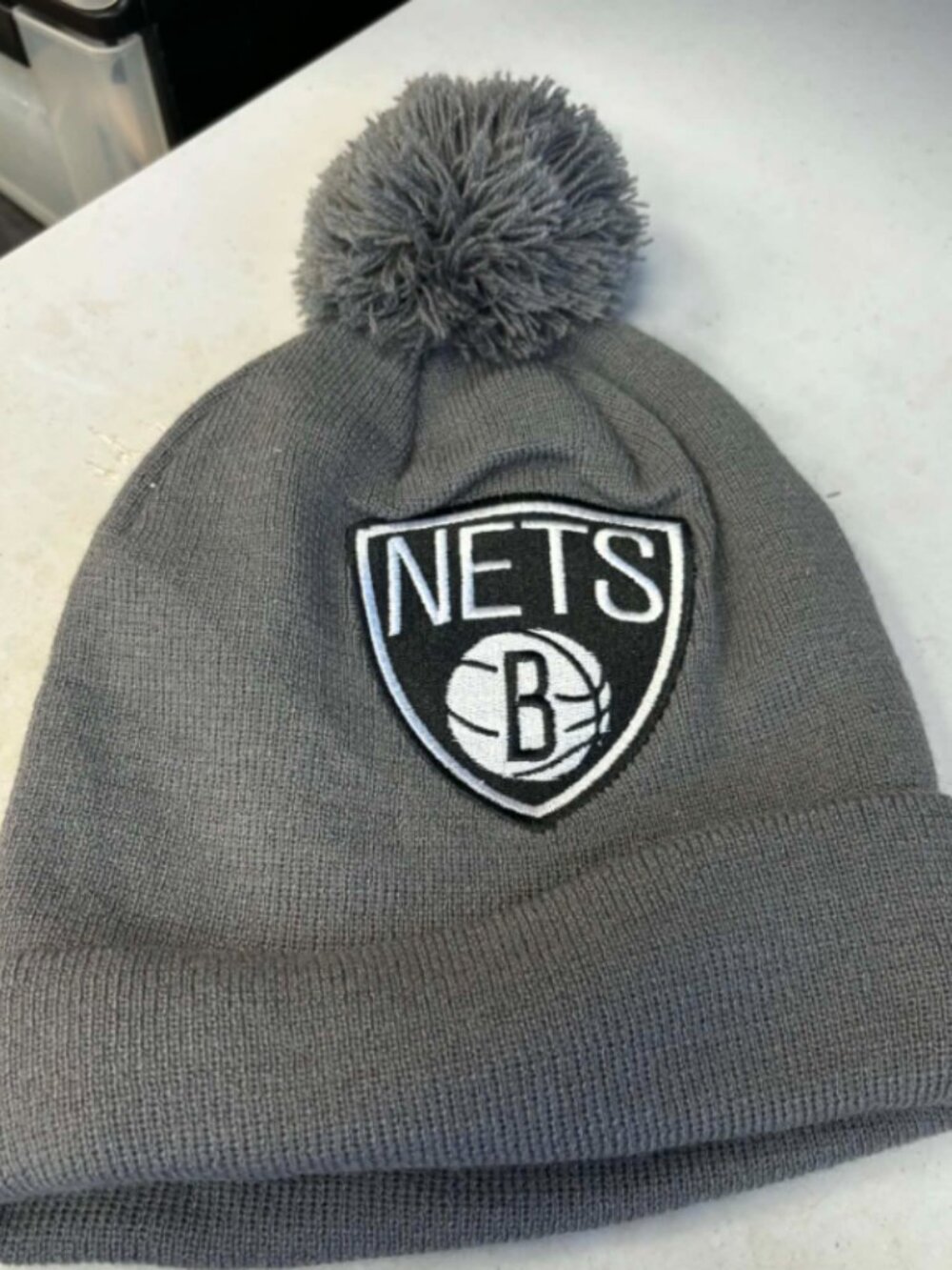 Mitchell & Ness Brooklyn Nets pom knit beanie